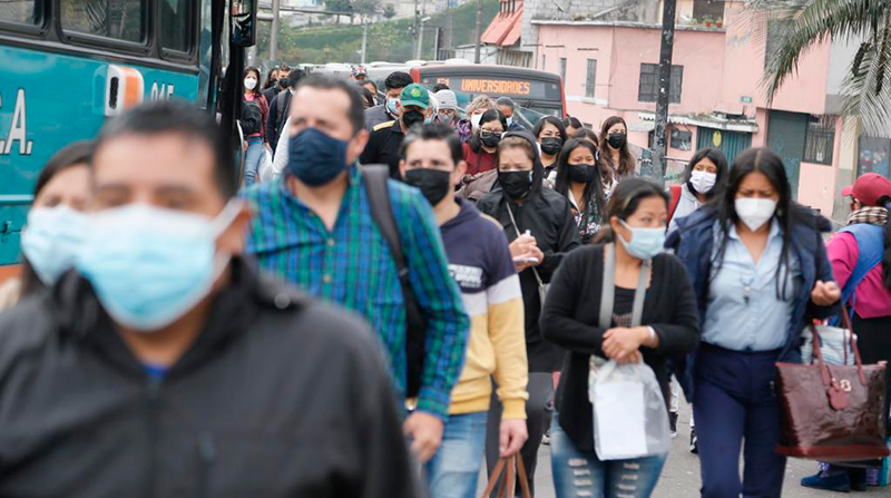 El cambio en el nivel de alerta epidemiológico por el covid-19, que ahora en Quito es rojo, preocupa a diversos sectores productivos. Foto: Archivo EL COMERCIO