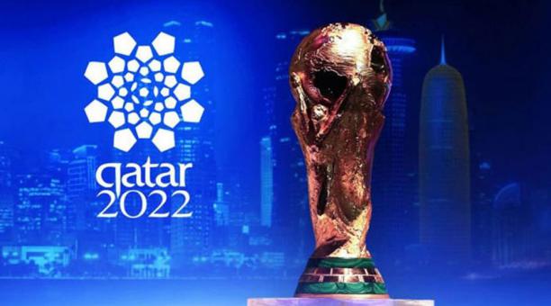 El trofeo que disputarán 32 selecciones en Catar 2022. Foto: Internet