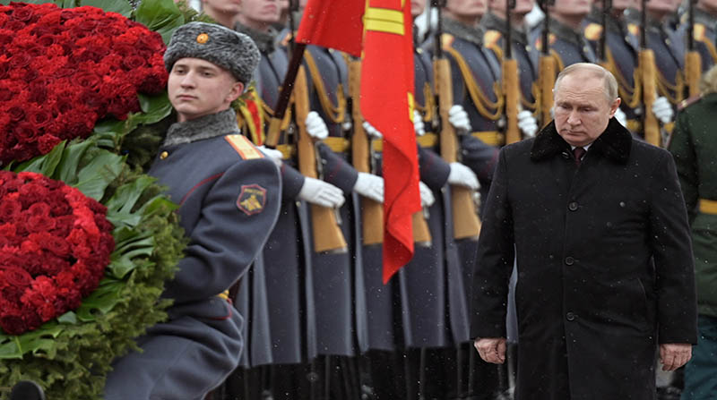 Vladimir Putin, presidente de Rusia, anunció acciones militares en el este de Ucrania. Foto: @KremlinRussia_E