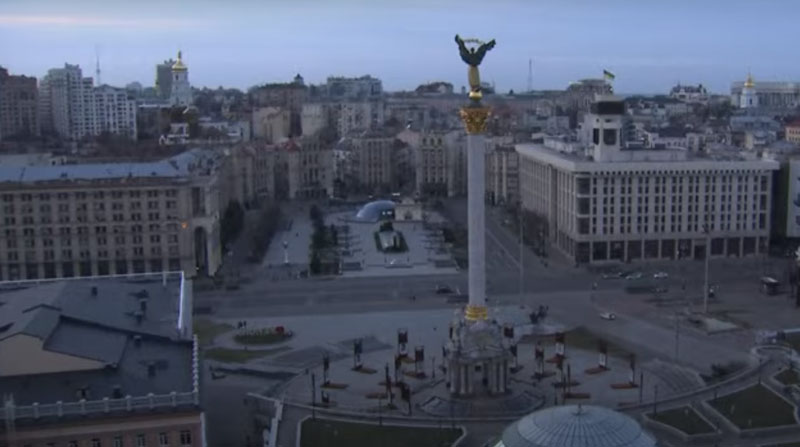 En Kiev, capital de Ucrania, se activan as alarmas por los ataques de tropas de Rusia. Foto: Captura de pantalla