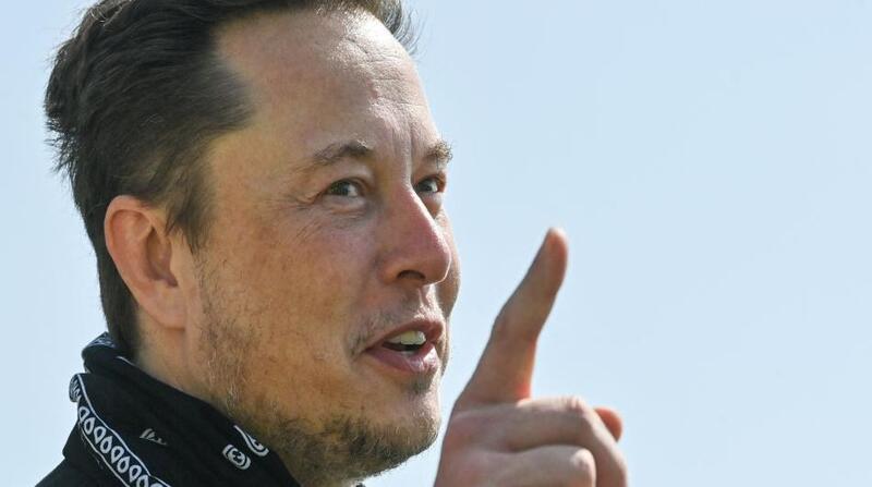 El viceprimer ministro de Ucrania no tardó en agradecer al director de SpaceX, Elon Musk, por su apoyo. Foto: Reuters
