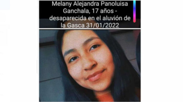 Los familiares buscan a la adolescente Melany Ganchala, desaparecida por el aluvión en La Gasca, el 31 de enero del 2022. Foto: Cortesía