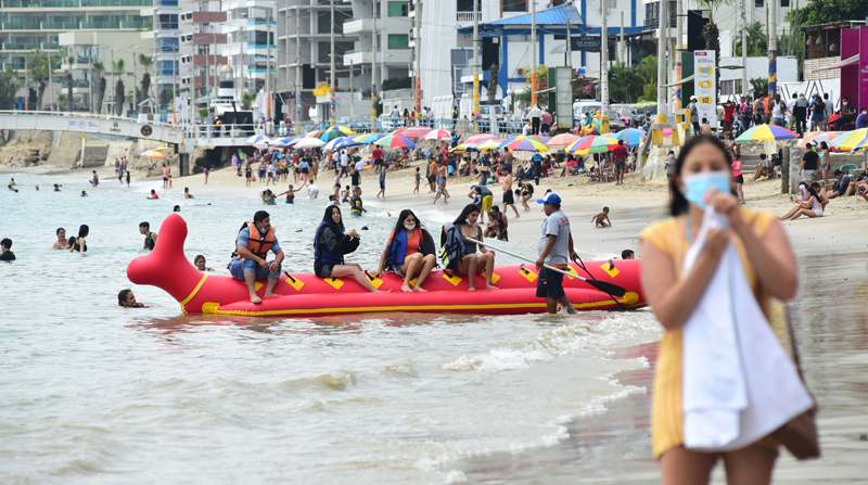 Durante el feriado de Carnaval, algunos ecuatorianos visitan las playas. Foto: Archivo / EL COMERCIO