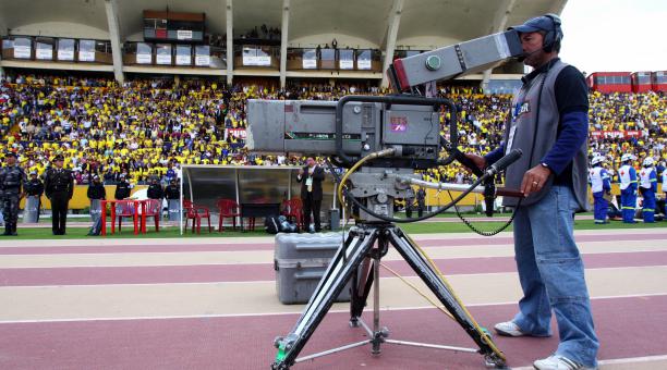 La cadena Gol TV espera solventar los inconvenientes que mantiene con los clubes ecuatorianos. Foto: Archivo / EL COMERCIO.