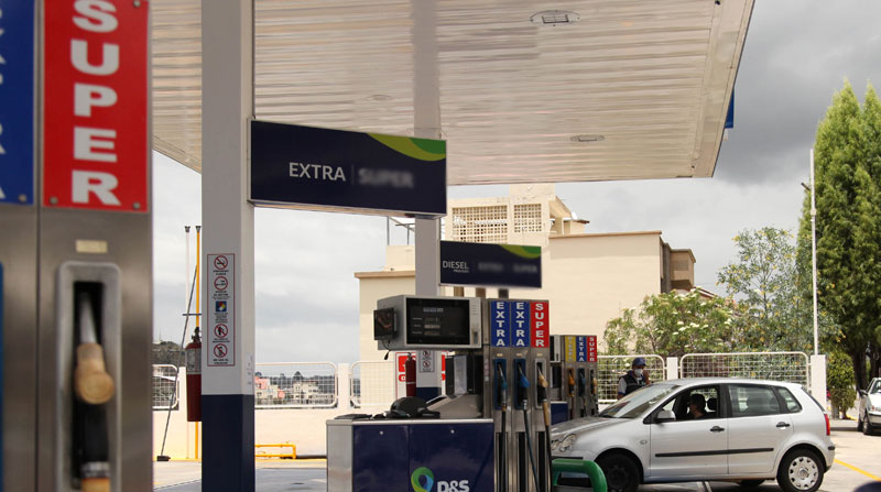La gasolina Súper registró el precio más alto en Ecuador, por la cotización internacional del barril del petróleo. Foto: Archivo/ EL COMERCIO