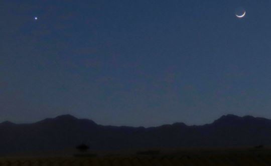 Imagen referencial. La conjunción entre la Luna y los planetas Marte y Venus se podrá ver a simple vista. Foto: Roberto Antezana /Observatorio Astronómico Nacional de Chile