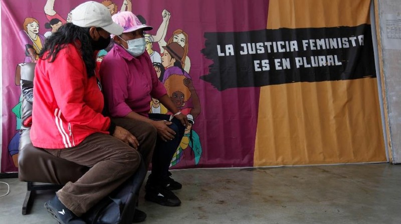 Las integrantes de Mujeres de Frente son parte de la Escuela de Formación Política Feminista y sostienen una economía colaborativa. Foto: Patricio Terán / EL COMERCIO.