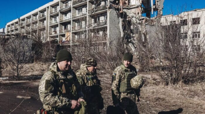En la foto, soldados ucranianos en Donetsk. El servicio secreto de Ucrania ha denunciado que hay un intento de desestabilizar la situación en Donetsk. Foto: Diego Herrera / Europa Press