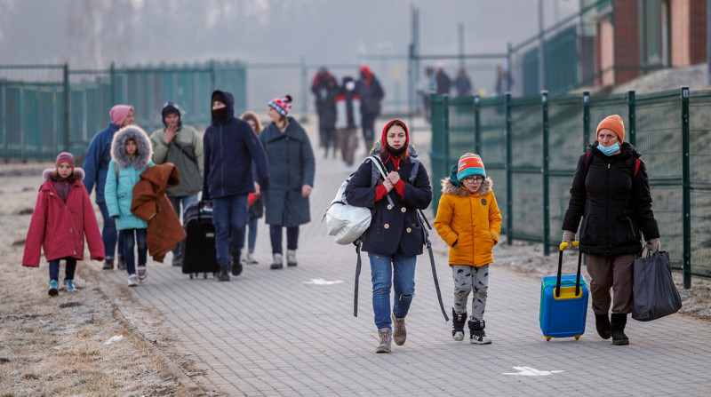 La invasión rusa de Ucrania ha causado que 116 000 personas hayan huido de ese país, a las que hay que sumar 160 000 desplazados internos. Foto: EFE