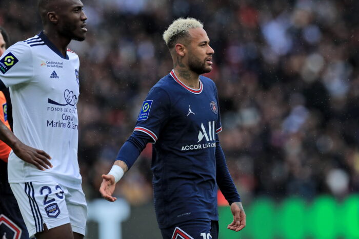 Neymar, en el partido entre PSG y Bordeaux. Foto: EFE