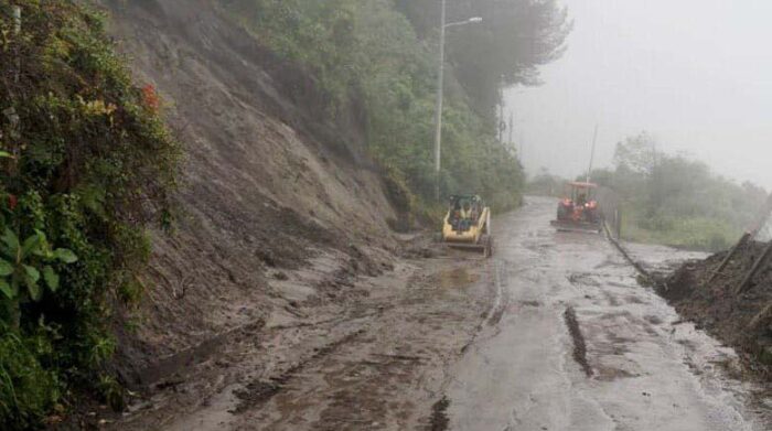 Imagen referencial. En le kilómetro 2 de la vía Nono-Quito está cerrado por un delizamiento. Foto: Twitter Prefectura de Pichincha.