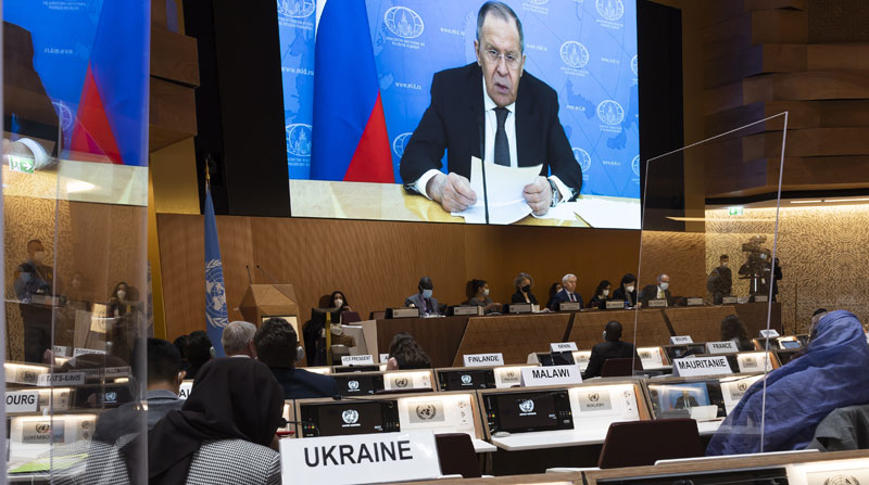 El ministro de Exteriores de Vladimit Putin, Sergei Lavrov, habló de la posibilidad de una Tercera Guerra Mundial, por las sanciones contra Rusia debido a los ataques contra Ucrania. Foto: EFE