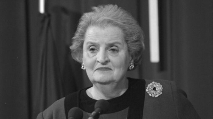 Madeleine Albright fue la primera mujer que ocupó el puesto de secretaria de Estado de EE.UU.. Foto: Redes Sociales