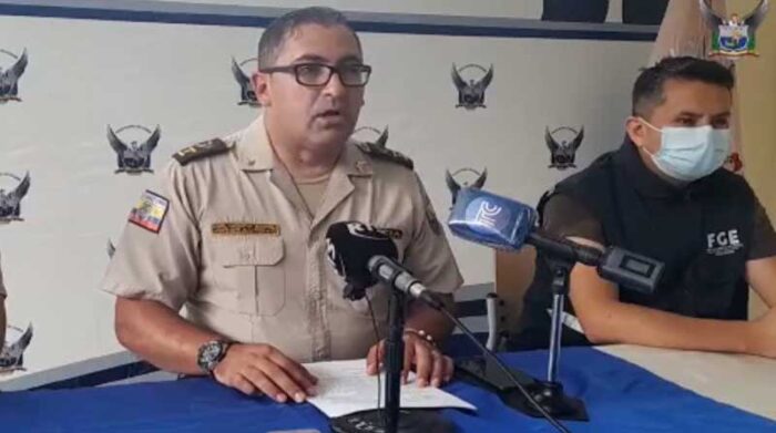 Jorge Hadathy, jefe de Distrito de Durán, brindó información del hallazgo. Foto: Captura de pantalla.