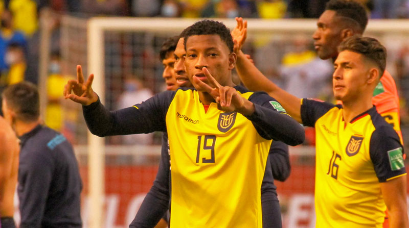 Jugadores de la Tri celebran un gol de Ecuador en las eliminatorias a Catar 2022. Foto: Twitter La Tri