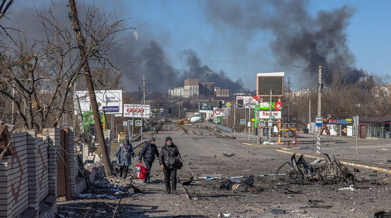 Los ataques rusos en Ucrania han destruido infraestructuras civiles como hospitales, universidades, etc. Foto: EFE