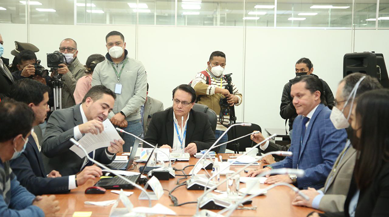 Hubo incidentes en la sesión de la Comisión de Fiscalización. Foto: Asamblea Nacional