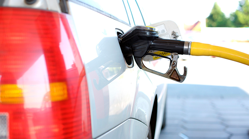 Imagen referencial. La constante subida de precios en el combustible desde el lado brasileño ha provocado que sus consumidores se vuelquen hacia la frontera argentina. Foto: Pixabay