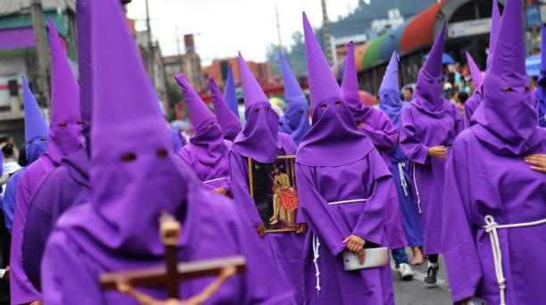 Procesión Jesús del Gran Poder en el sur de Quito, en 2018. Foto: Diego Pallero / EL COMERCIO