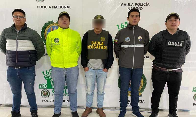 El ciudadano ecuatoriano (centro) había sido secuestrado el 18 de febrero pasado. Foto: Policía Nacional