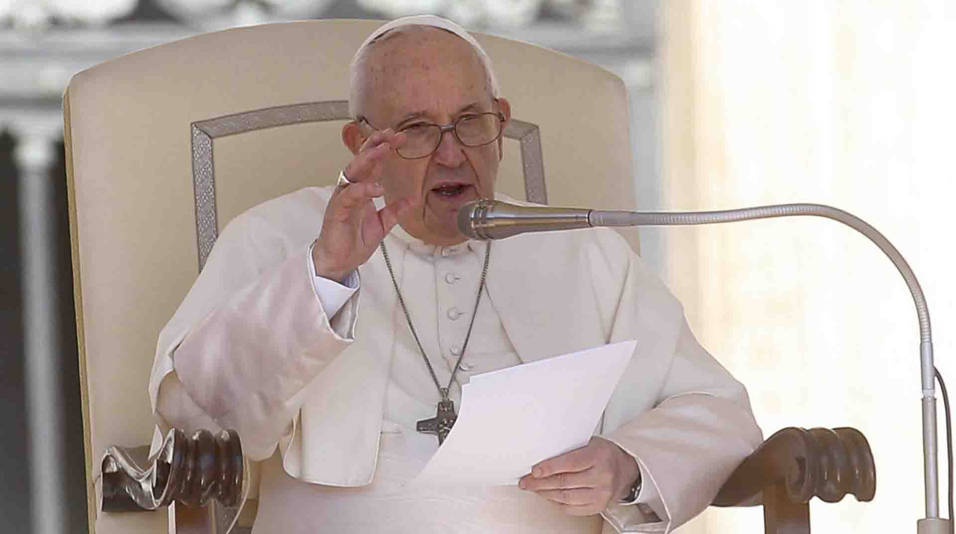 El papa durante la audiencia de los miércoles. Foto: EFE