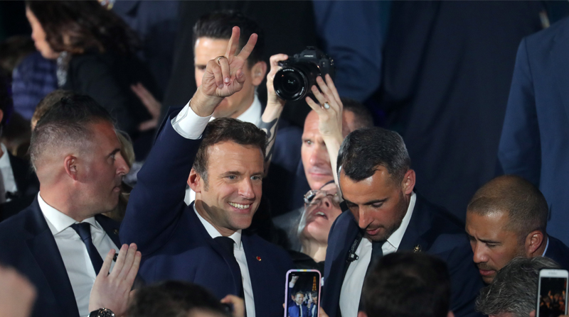 Líderes mundiales contentos con la reelección de Macron. Foto: EFE