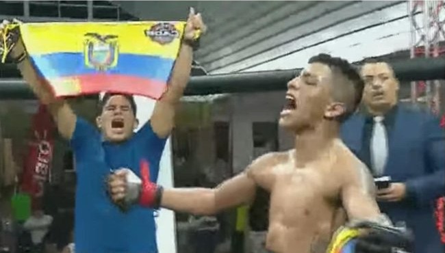 Harry Gómez se coronó campeón de la UCC Latinoamérica. Foto: Twitter @MMAFANEcuador