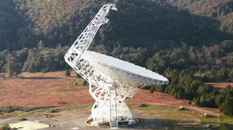 Radiotelescopio de Green Bank, empleado en búsqueda SETI. Foto: captura/ NRAO