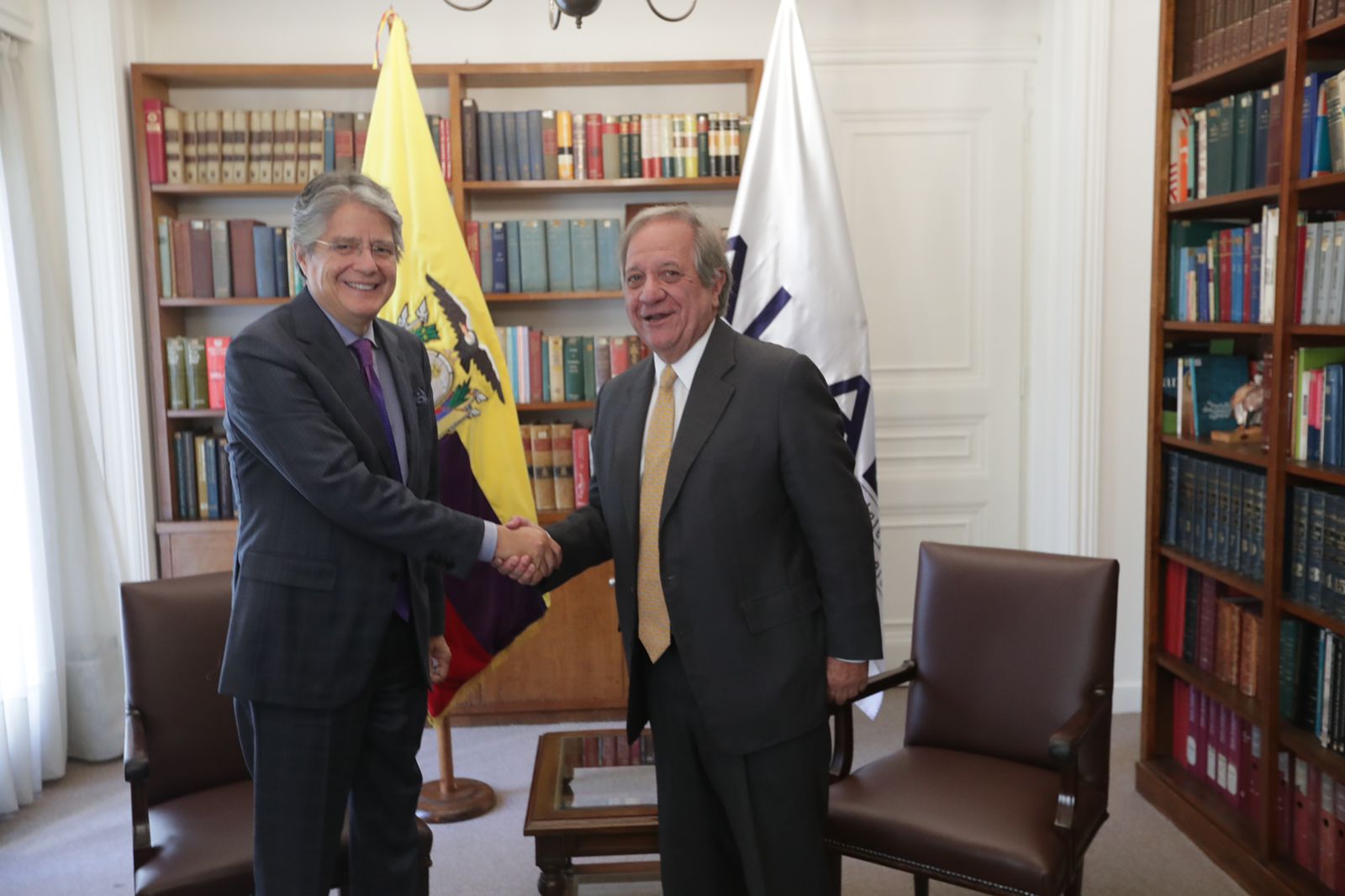 Guillermo Lasso cumple agenda en Uruguay, a las 17:00 se reunirá con el presidente Luis Lacalle Pou. Foto: Twitter Presidencia de Ecuador.