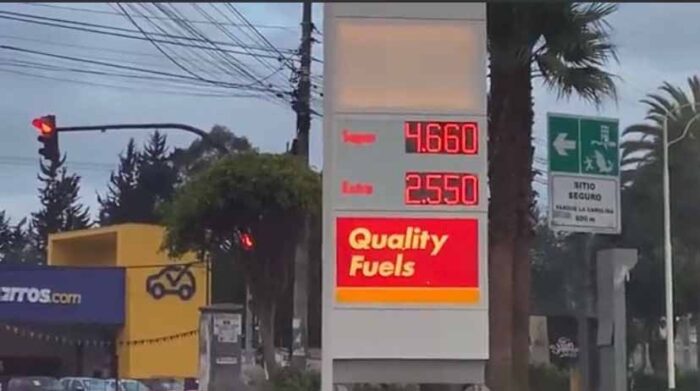 El precio de la gasolina súper amaneció este martes, 12 de abril de 2022. en USD 4,66. Foto: Cortesía