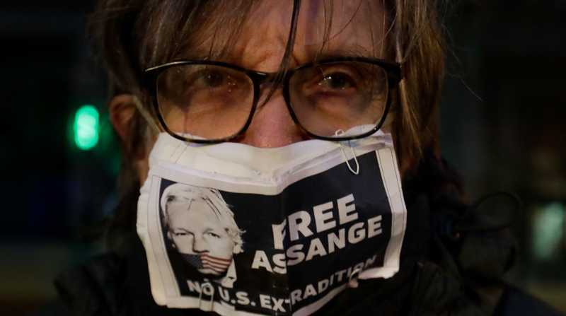 Seguidores y activistas piden la liberación de Julian Assange. Foto: EFE