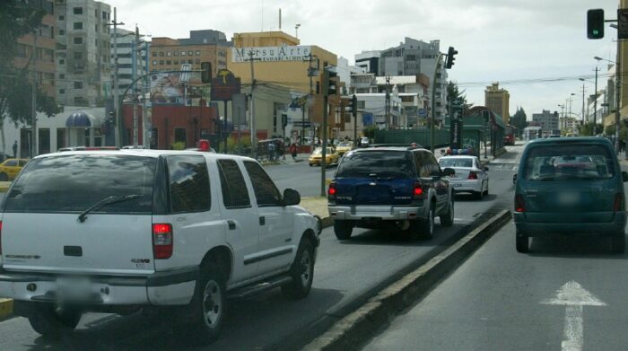 La medida que fue presentada con la finalidad de disminuir los problemas de congestión de tránsito en Quito queda suspendida desde el miércoles 20 de abril de 2022. Foto: Archivo / El Comercio