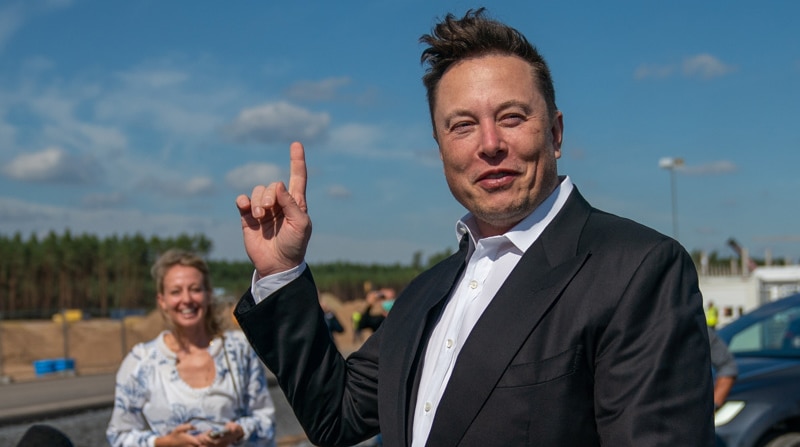 El magnate Elon Musk busca comprar la red social Twitter. Foto: EFE