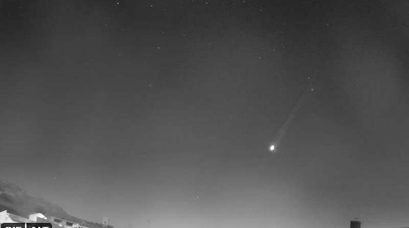 Se registró en Barcelona, España, un meteorito que viajaba a 97 000 kilómetros por hora. Foto: Captura