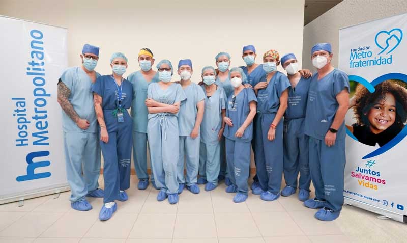 Más de 15 especialistas nacionales e internacionales participaron en la cirugía prenatal. Foto: cortesía