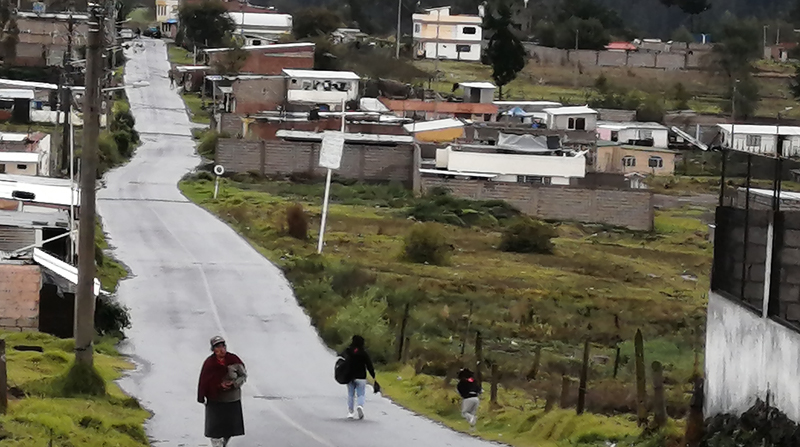 Con la llegada de los bolivarenses se crearon nuevos barrios en Ambato. El flujo de personas limita las atenciones. Foto: Modesto Moreta / EL COMERCIO