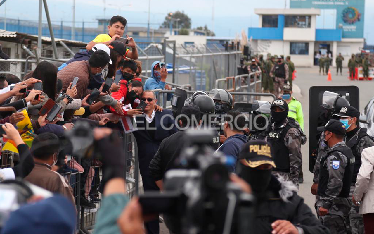 Jorge Glas tras salir de la cárcel de Latacunga. Foto: Diego Pallero / EL COMERCIO