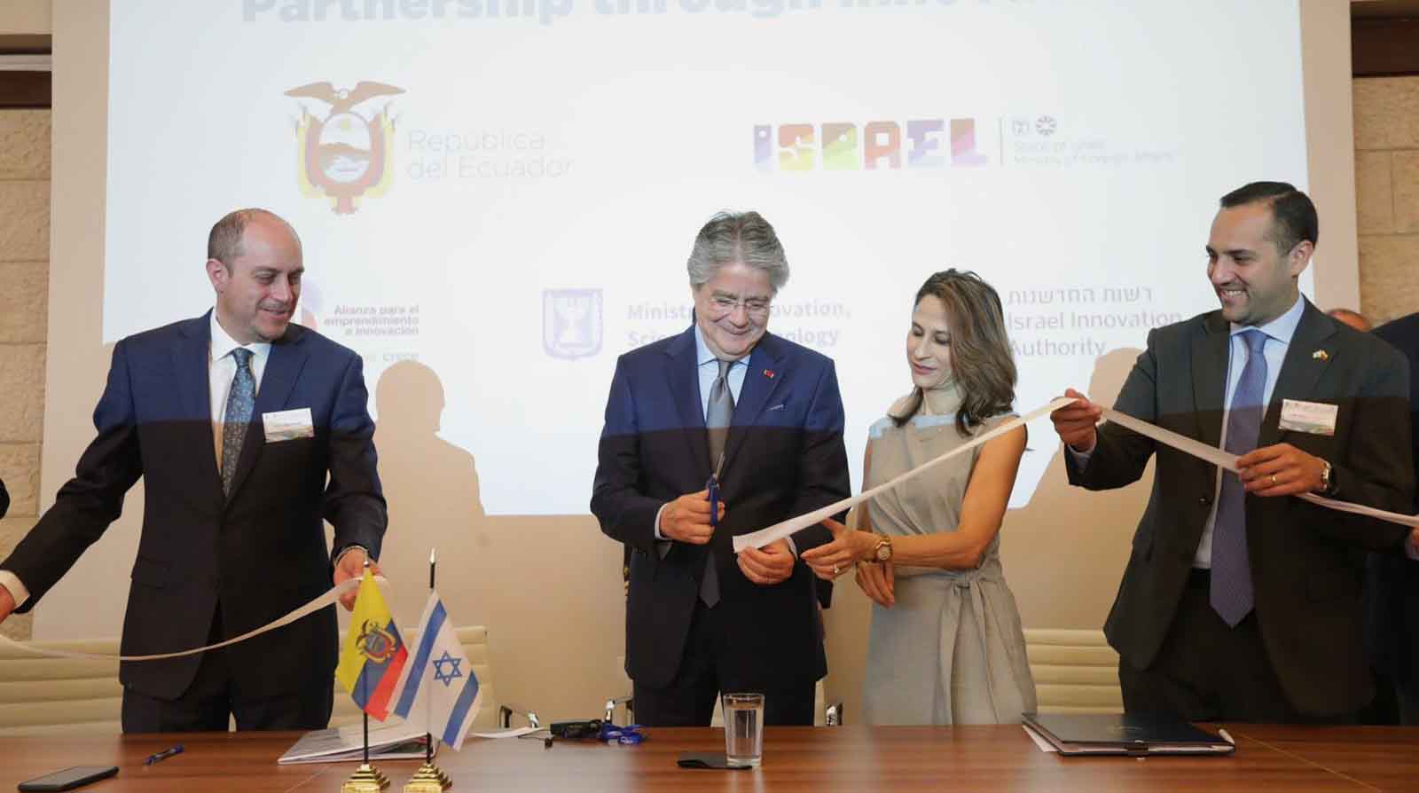 Ecuador inaugura Oficina de Innovación en Israel, una iniciativa compartida con Colombia, para impulsar el desarrollo de negocios. Foto: Twitter de Guillermo Lasso