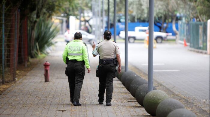 Imagen referencial. Según cifras de la Policía Nacional en lo que va del año se han registrado 52 muertes violentas en el Distrito Metropolitano de Quito. Foto: Patricio Terán / EL COMERCIO.