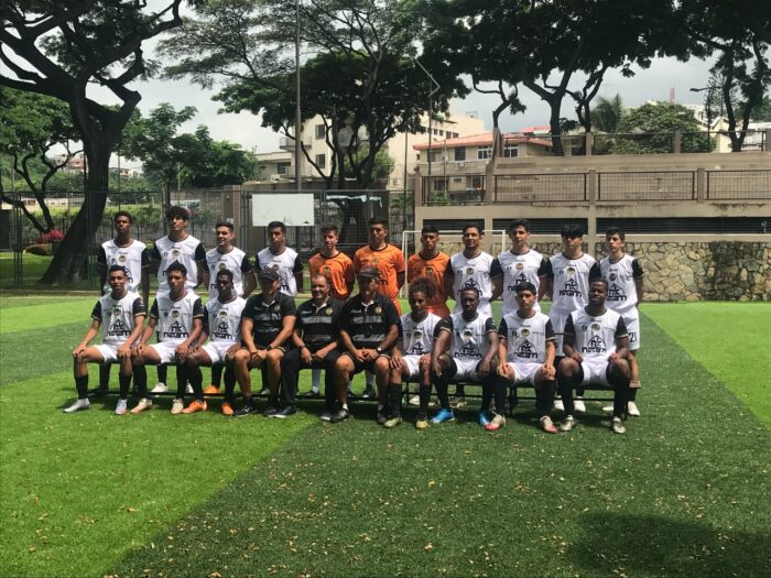El Internacional FC se entrena en Guayaquil. Foto: Cortesía