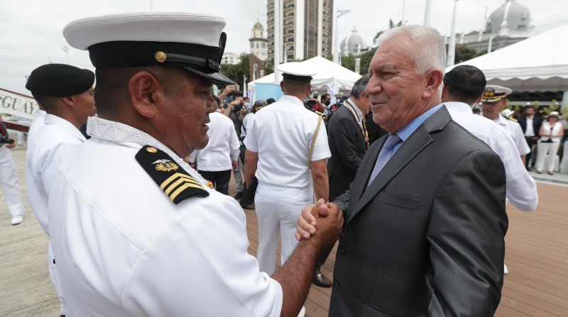 Luis Lara, ministro de Defensa. Foto: Cortesía Presidencia