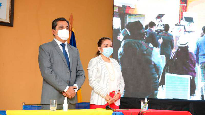 La Viceprefecta de Cañar realizó "una maniobra" para ahuyentar a los sujetos armados. Foto: Gobierno Provincia Cañar