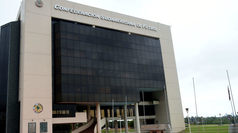Conmebol endurece sanciones en contra de actos discriminatorios. Foto: EFE