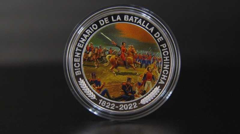 La moneda conmemorativa Bicentenario de la Batalla de Pichincha estará a la venta desde el 30 de mayo. Foto: Cortesía BCE