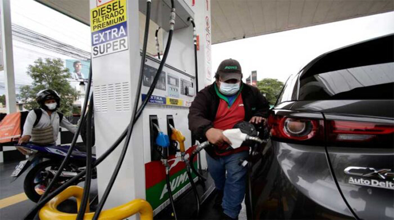 La ultima variación del precio de la gasolina súper es la única a la baja que se ha registrado en 2022. Foto: Carlos Noriega / EL COMERCIO