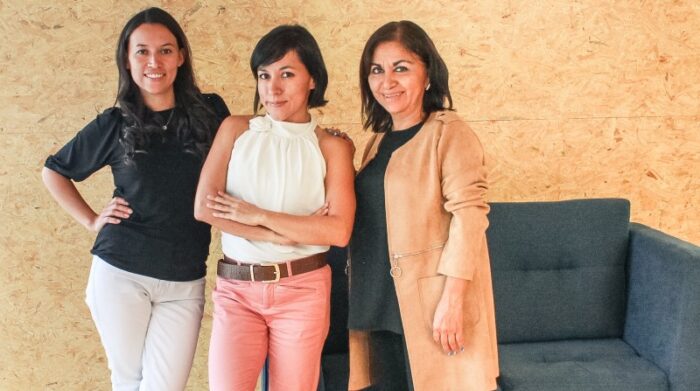 Ximena Grijalva y sus hijas Jhoanna y Belén Rosales decidieron emprender juntas. Fotos: Cortesía