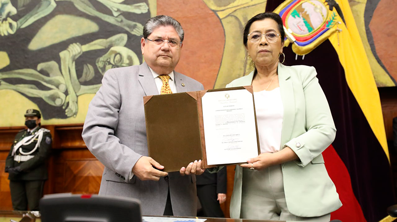 Marco López durante su posesión como superintendente de Compañías. Foto: Twitter Asamblea