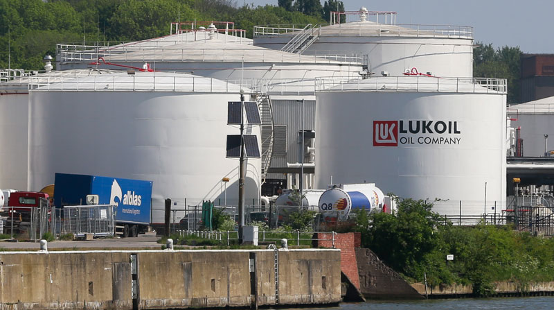 El precio del petróleo se disparó este 4 de mayo de 2022, tras el anuncio de Europa de sancionar el crudo de Rusia por el conflicto con Ucrania. Foto: EFE