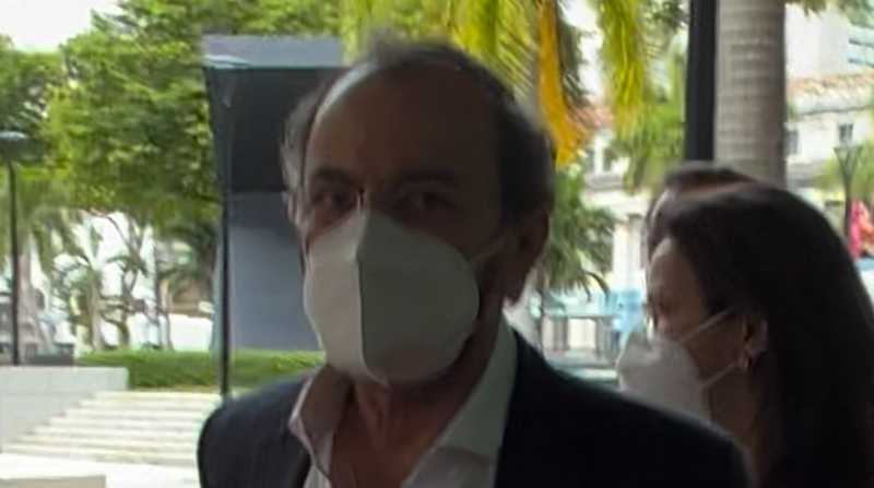El excontralor Carlos Polit en su salida de de uno de los juzgados en Miami, Estados Unidos. Foto: Cortesía