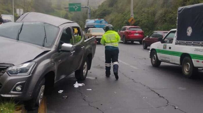 Un siniestro de tránsito ocurrió la mañana de este lunes en la avenida Simón Bolívar. Foto: Cortesía